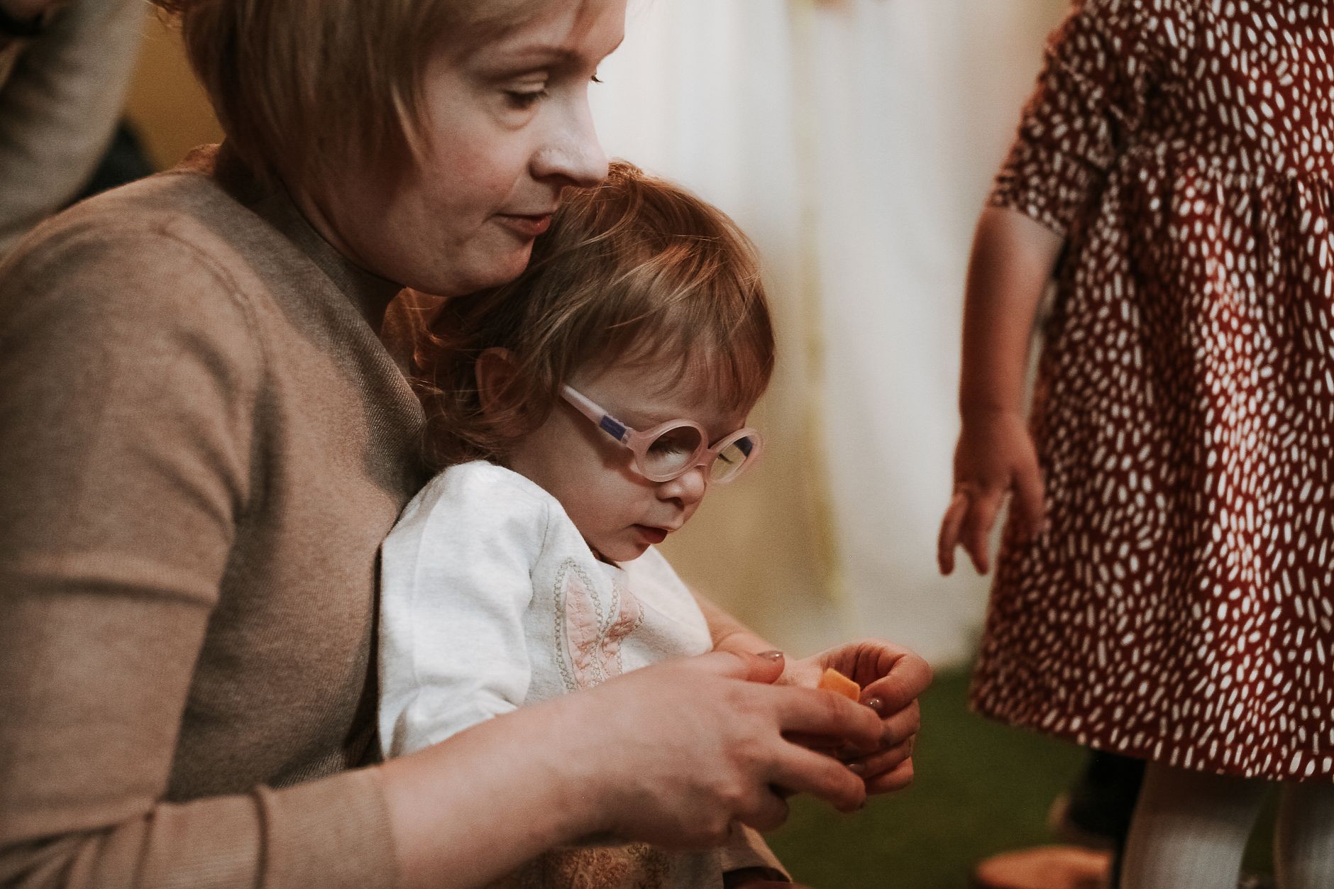 Jak wygląda proces diagnozy autyzmu w Polsce krok po kroku oczami rodzica